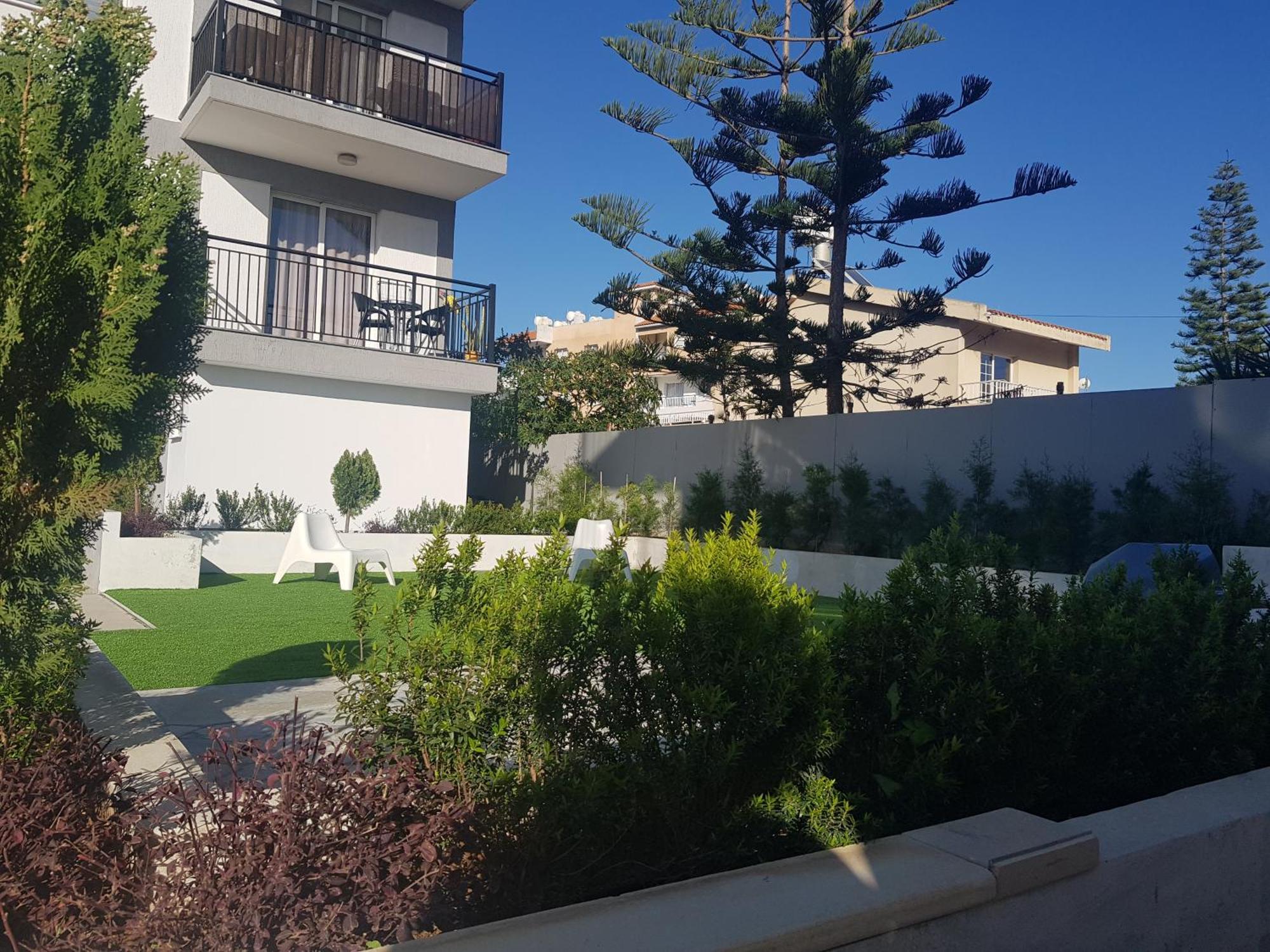 Valentinos Apartments Paphos Eksteriør billede