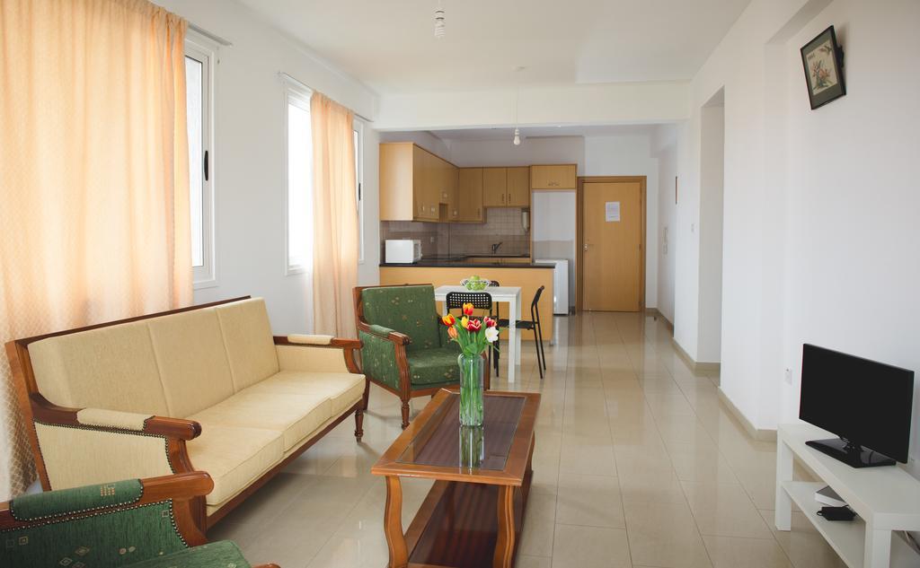 Valentinos Apartments Paphos Eksteriør billede