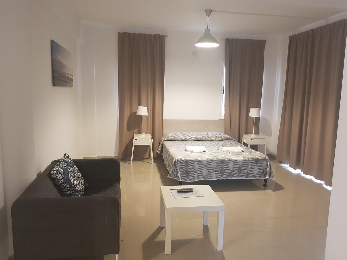 Valentinos Apartments Paphos Eksteriør billede