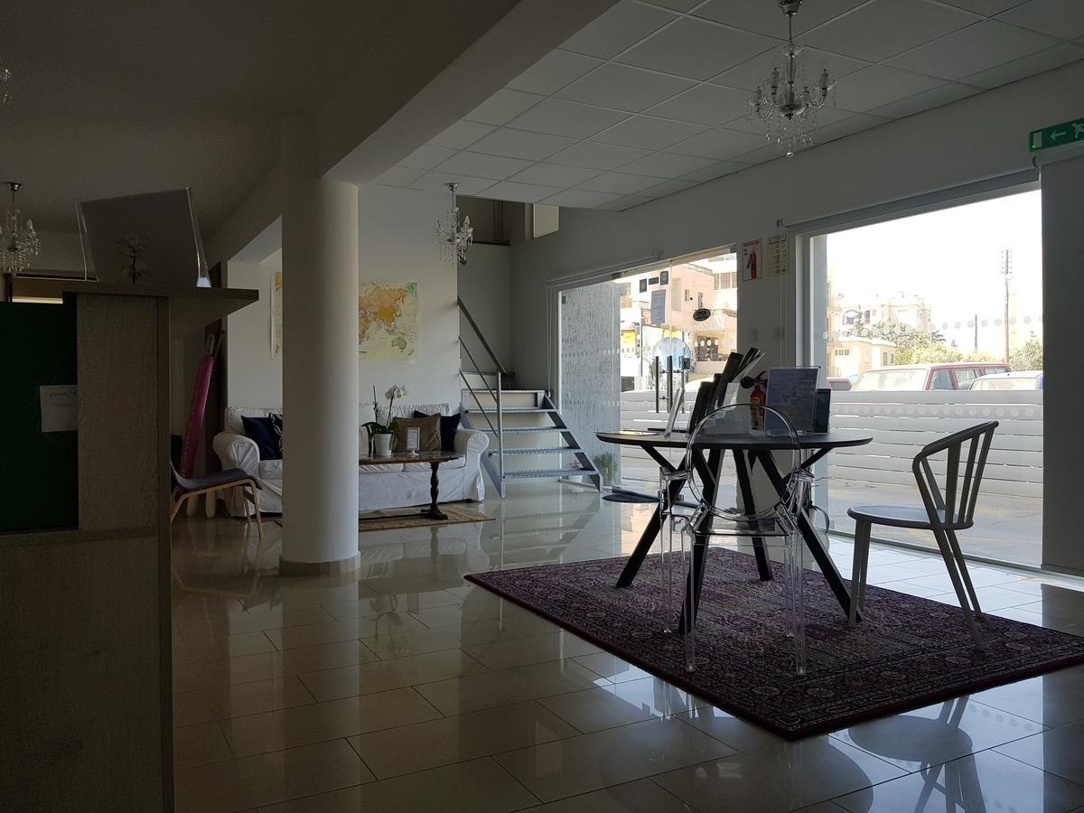 Valentinos Apartments Paphos Eksteriør billede