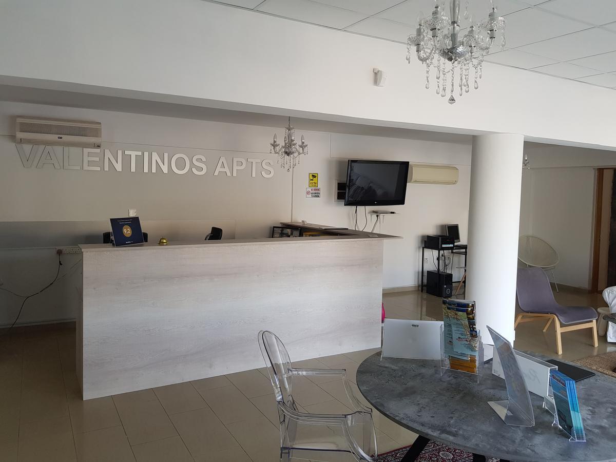 Valentinos Apartments Paphos Eksteriør billede