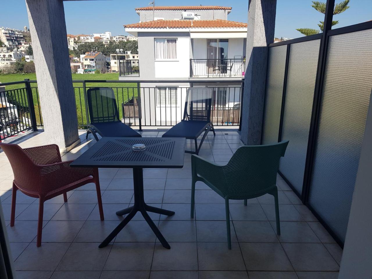 Valentinos Apartments Paphos Eksteriør billede