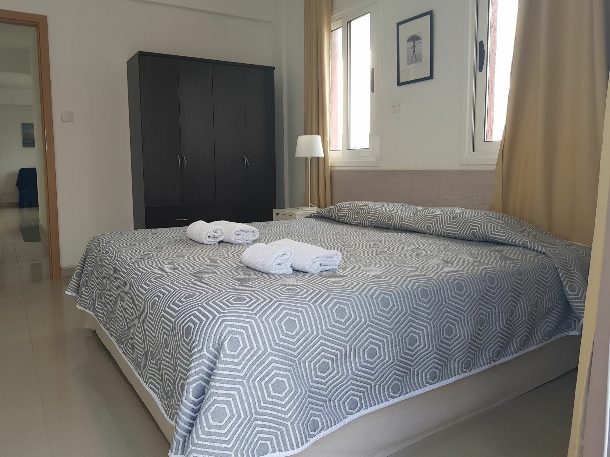 Valentinos Apartments Paphos Eksteriør billede